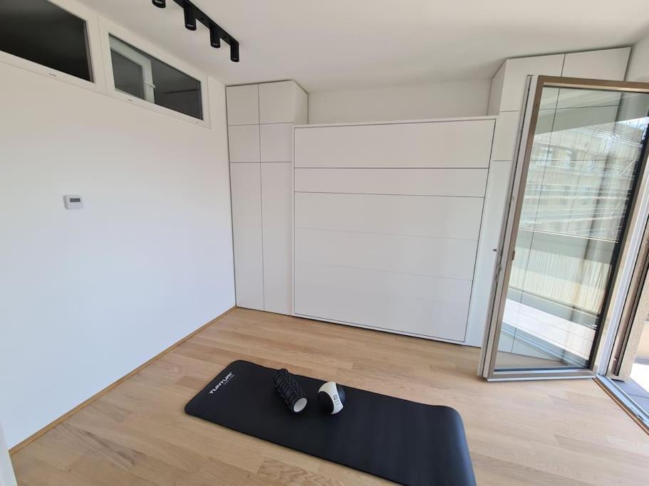 פריילאסינג Neu, Zentral, Schoen, Bergblick, Suedterrasse מראה חיצוני תמונה